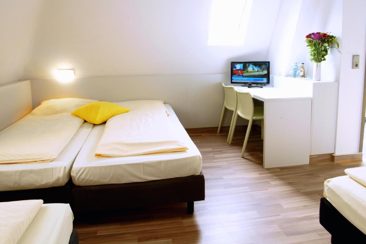 Colour Hotel Frankfurt am Main Quarto foto