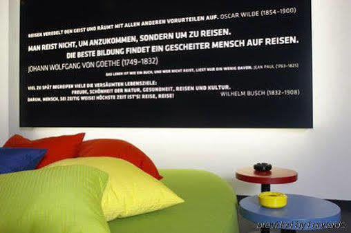 Colour Hotel Frankfurt am Main Quarto foto
